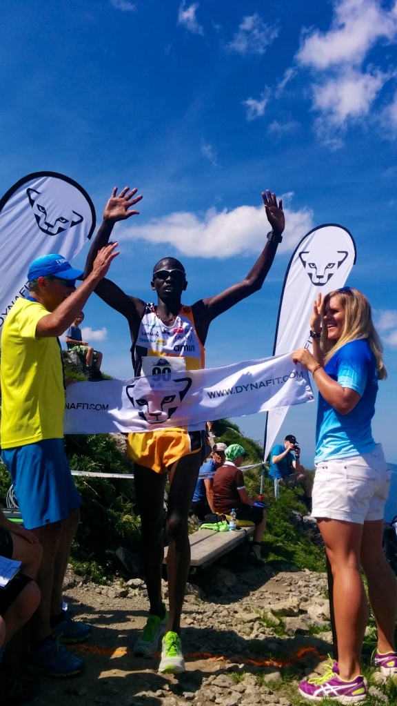 Der Kenianer Isaac Kosgei gewinnt das Rennen überraschend